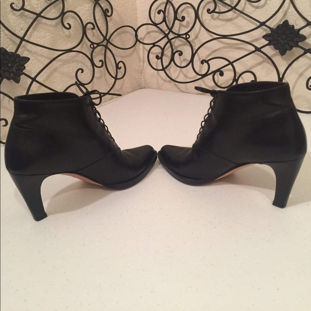 Black Leather Ankle Boots 5.5 - Picture 9 of 11